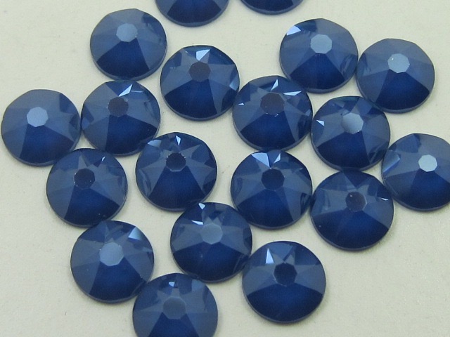 72 pcs. 20ss ROYAL BLUE LACQUER FLATBACK European Rhinestones